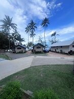 Ellis Beach Oceanfront Bungalows