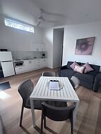 Ellis Beach Oceanfront Bungalows