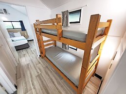 Ellis Beach Oceanfront Bungalows