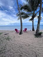 Ellis Beach Oceanfront Bungalows
