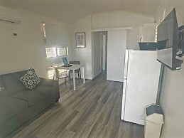 Ellis Beach Oceanfront Bungalows