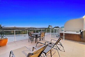 Noosa Hill Resort