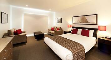 The Waves Apartments