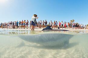 RAC Monkey Mia Dolphin Resort