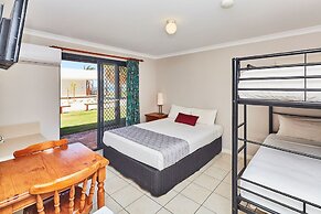 RAC Monkey Mia Dolphin Resort