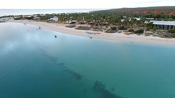 RAC Monkey Mia Dolphin Resort