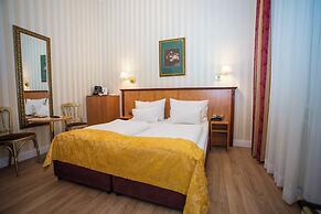 Opera Suites - Self Check-in