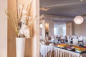 Capo Peloro Resort - Adults Only