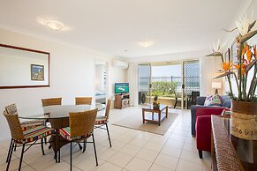 Golden Riviera Beach Resort