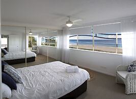 Golden Riviera Beach Resort