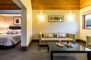 Distinction Te Anau Hotel And Villas