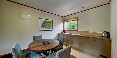 Distinction Te Anau Hotel And Villas