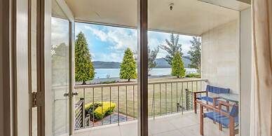 Distinction Te Anau Hotel And Villas