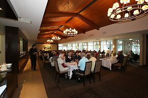 Distinction Te Anau Hotel And Villas