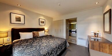 Distinction Te Anau Hotel And Villas