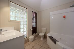 Eco Village Mission Beach