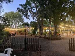 Territory Manor Motel & Caravan Park