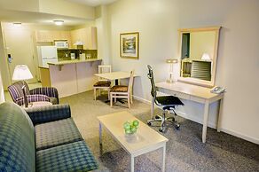 Clearwater Suite Hotel