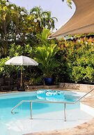 Palms City Resort