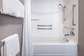 Holiday Inn Express & Suites Dewitt (Syracuse) by IHG