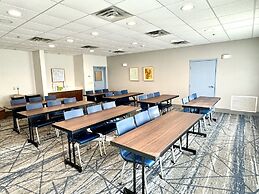 Holiday Inn Express & Suites Dewitt (Syracuse) by IHG