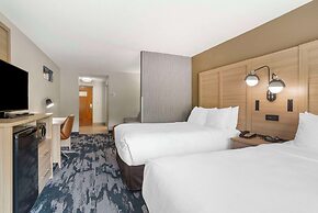 Comfort Suites At WestGate Mall