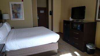 Holiday Inn Express Hotel & Suites PERRY by IHG