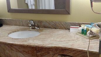 Holiday Inn Express Hotel & Suites PERRY by IHG