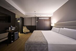 Catalonia Rigoletto Hotel