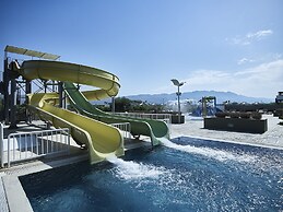 Pelagos Suites Hotel & Spa