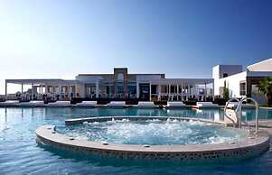 Pelagos Suites Hotel & Spa