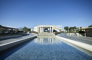 Pelagos Suites Hotel & Spa