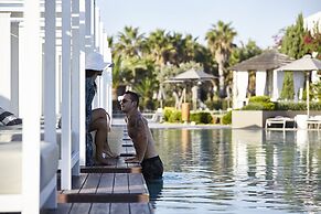 Pelagos Suites Hotel & Spa