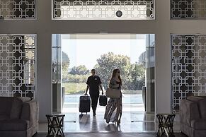 Pelagos Suites Hotel & Spa