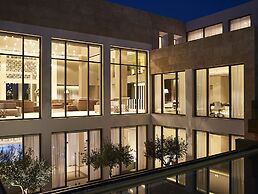 Pelagos Suites Hotel & Spa