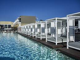 Pelagos Suites Hotel & Spa