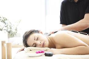 Pelagos Suites Hotel & Spa