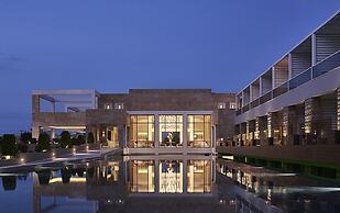 Pelagos Suites Hotel & Spa