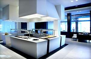 Pelagos Suites Hotel & Spa