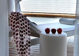 Pelagos Suites Hotel & Spa