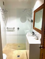 Hibiscus Resort & Spa