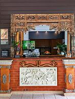 Hibiscus Resort & Spa