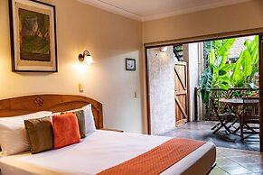 Hibiscus Resort & Spa