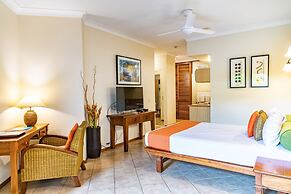 Hibiscus Resort & Spa