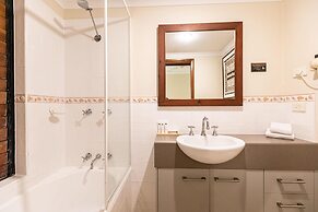 Hibiscus Resort & Spa