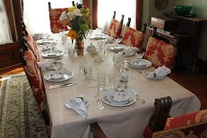 Green Oaks Bed and Breakfast