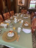 Green Oaks Bed and Breakfast