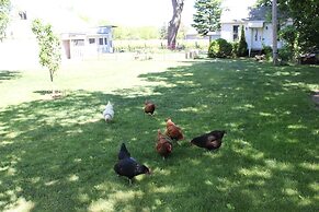 Green Oaks Bed and Breakfast