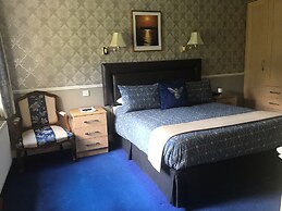 Avlon House Bed & Breakfast