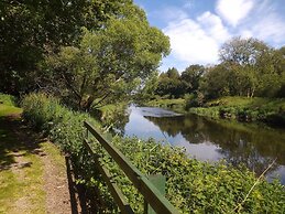 Avlon House Bed & Breakfast